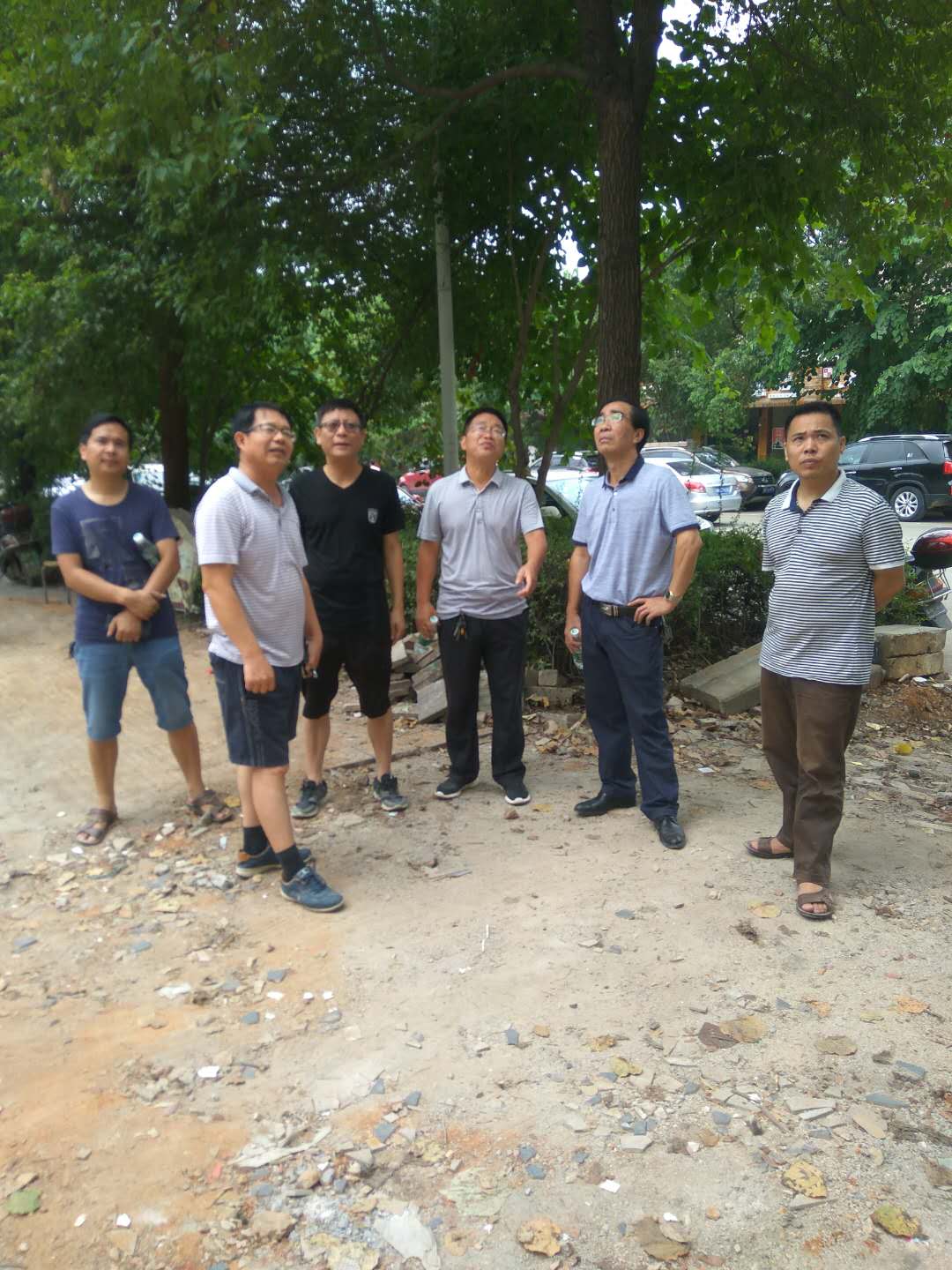 在食堂改造施工現(xiàn)場(chǎng)