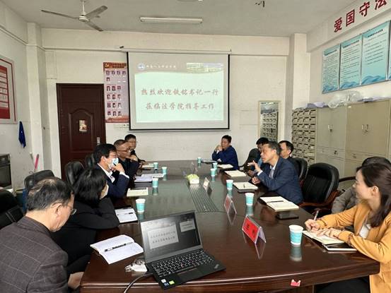 說明:http://www.tiaotiaoxm.com/__local/4/47/98/CB483201B9222457C525944E8BA_B532E857_2B60D.jpg