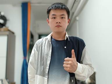 伍潤(rùn)福 生活照