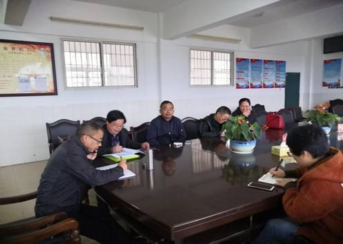 和婁底四中校長及實習(xí)負(fù)責(zé)人等商談實習(xí)與合作事宜